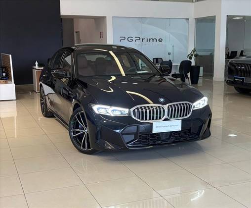 BMW 320i 2.0 16V TURBO FLEX M SPORT AUTOMÁTICO BMW 320i 2.0 16V TURBO FLEX M SPORT AUTOMÁTICO